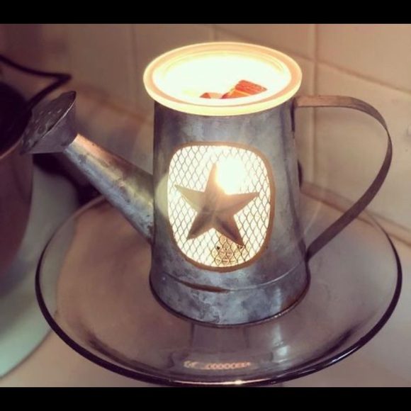Rustic garden warmer